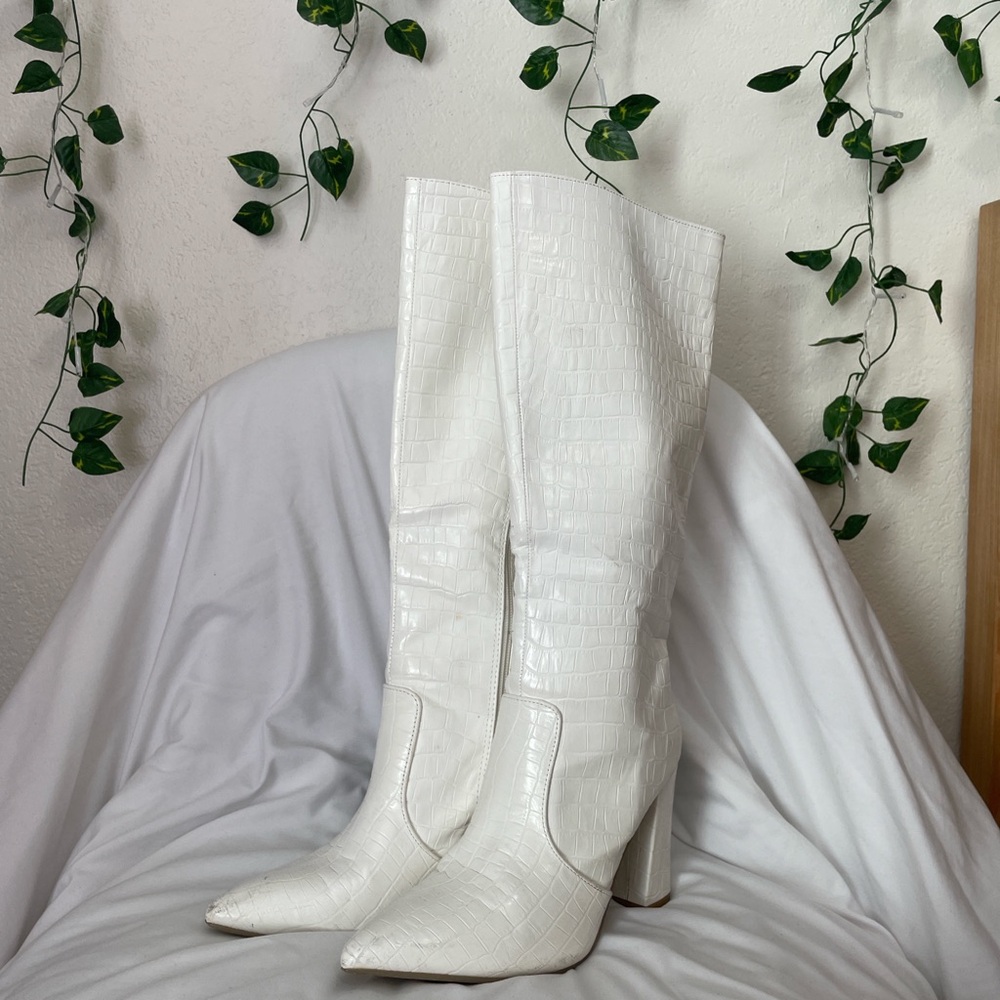 Cute White Boots